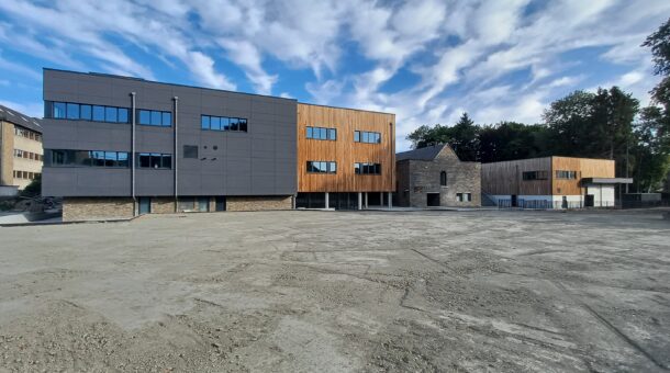 Construction d'un volume atelier et d'un volume occupé par des classes, un réfectoire, une salle d'étude et le pôle administratif à l'ICET Bastogne - BASTOGNE (B)